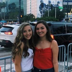 Meet your Posher, Brooke